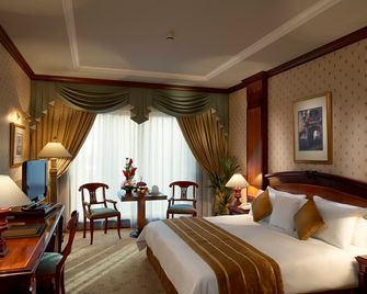 Knight Castle Hotel - دبي - غرفة نوم