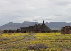 Hoodia Desert Lodge - Sesriem - Gebouw