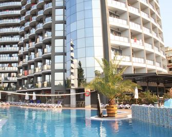 Smartline Meridian Hotel - Несебр - Басейн