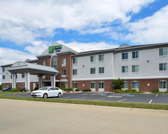 Holiday Inn Express Hotel & Suites Cincinnati-Blue Ash - Blue Ash - Bygning