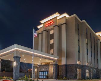 Hampton Inn & Suites Colleyville DFW Airport West - Colleyville - Building