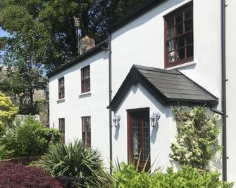 The Laurels Bed And Breakfast - Cardiff