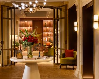 Hotel Le Cardinal - Paris - Lobi