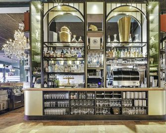 Ambassador City Centre Hotel - הארלם - בר