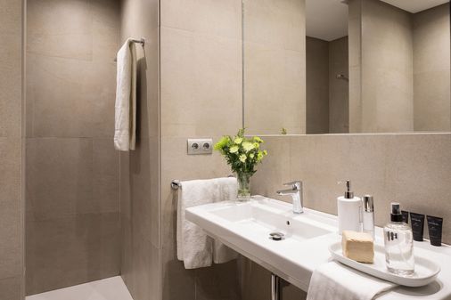 Hotel Fernando III - Sevilla - Bathroom