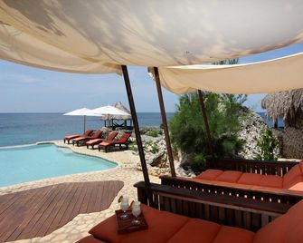 Tensing Pen Resort - Negril - Svømmebasseng
