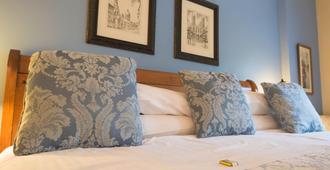 Luisa's Suite Retreat - Niagara-on-the-Lake - Bedroom
