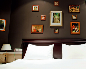 فندق بياتزا البوتيكي - باتومي - غرفة نوم