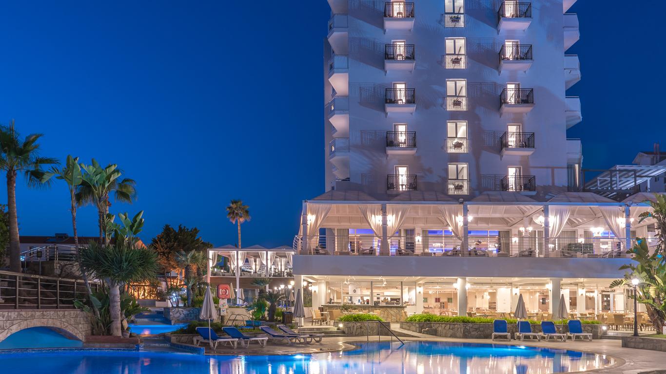 لوردوس بيتش هوتل آند سبا