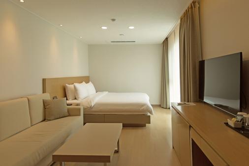 Uni Hotel Jeju - Jeju City - Κρεβατοκάμαρα