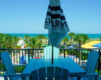 Seahorse Oceanfront Inn - Neptune Beach - Balcony