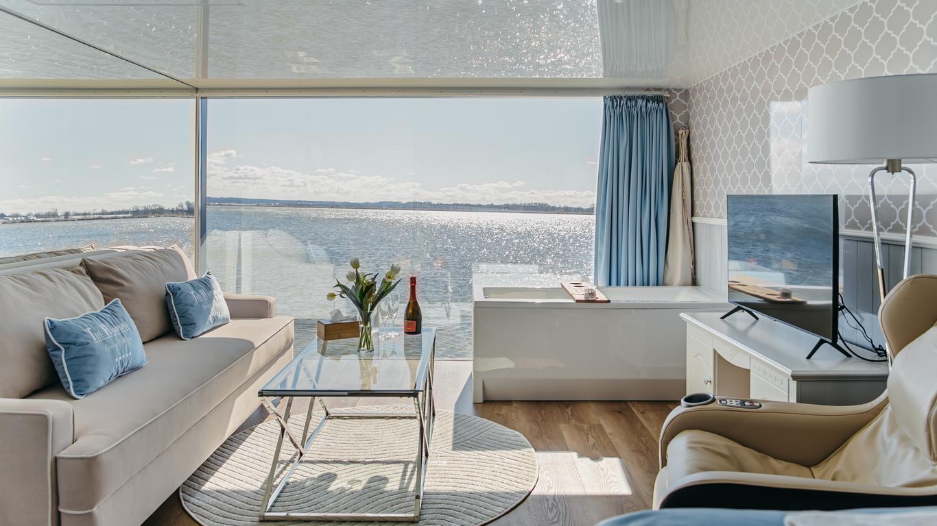 HT Houseboats - domki na wodzie - sauna, motorówka, rowerki wodne