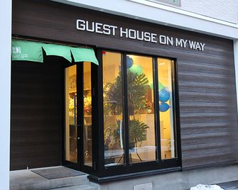 Guest House On My Way - Sapporo - Building