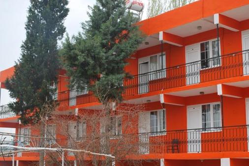 Dort Mevsim Hotel - Pamukkale - Building