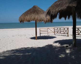 Hotel San Julio - Celestún - Playa