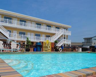 Sea Horse Motel - Beach Haven - Pool