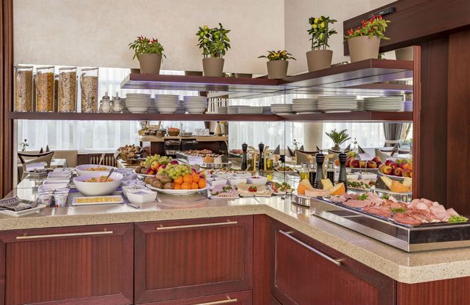 Hotel An Der Messe - Fráncfort - Buffet