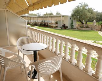 Hotel Riviera - Borsh - Balcone