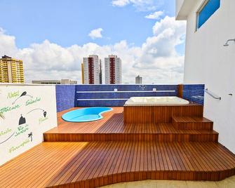 Che Lagarto Hostel E Suites Foz Do Iguaçu - פוז דו איגוואסו - מרפסת