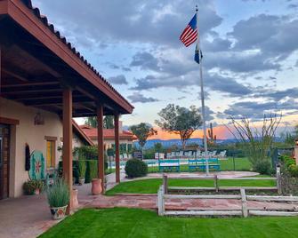 Rancho de los Caballeros - Wickenburg - Building