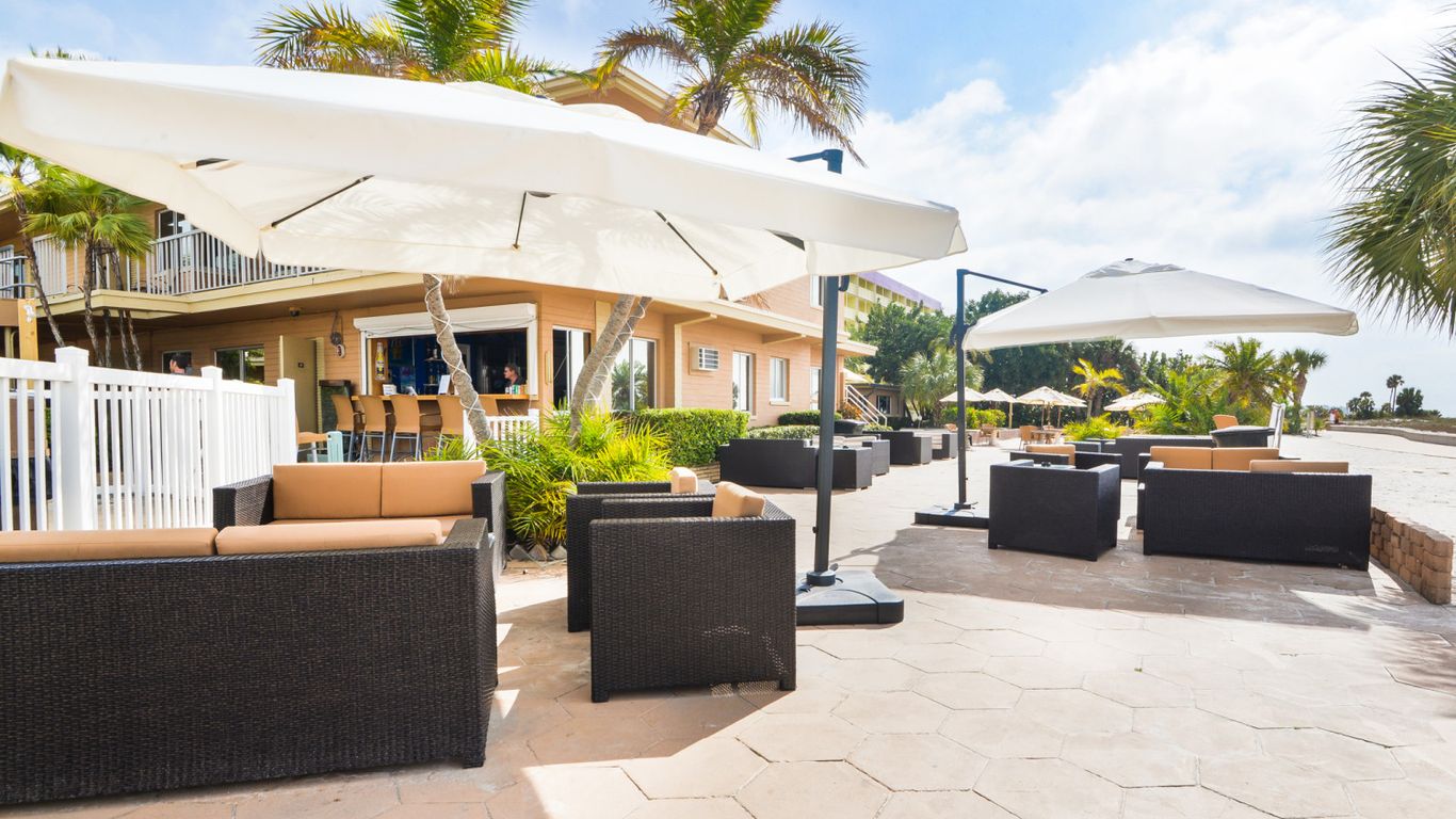 Ocean Club Treasure Island Hotel