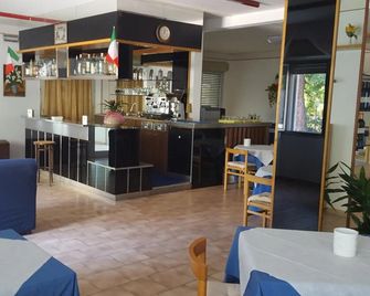 Bed And Breakfast Nazionale - Milano Marittima - Bar