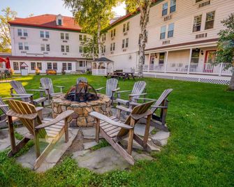 Eastern Slope Inn Resort - North Conway - Patio