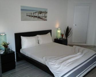 Hotel El Quemaito - Santa Cruz de Barahona - Bedroom