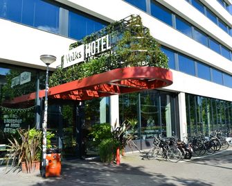Volkshotel - Amsterdam - Building