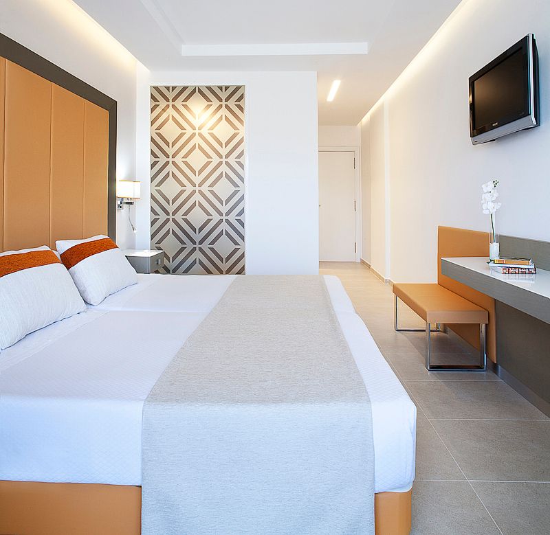 Hotel Torre Del Mar - Ibiza - Bedroom