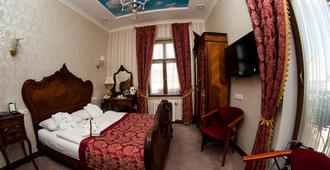 Saint Feder Hotel - Lviv - Bedroom
