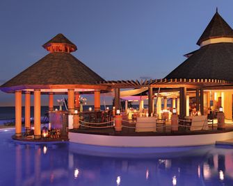 Secrets St. James Montego Bay - Adults Only Unlimited Luxury - מונטגו ביי - בר