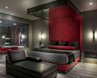 Motel Ideal Lajeunesse - Montreal - Bedroom