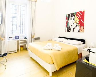 Divine Bed & Breakfast - Roma - Habitación