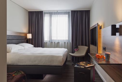 Moxy Stuttgart Airport/Messe - Leinfelden-Echterdingen - Bedroom