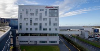 Hampton by Hilton London Gatwick Airport - Gatwick