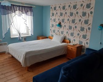 Aikarali Home Accommodation - Haapsalu - Chambre