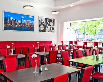 Check In Hostel Berlin - Berlín - Restaurante