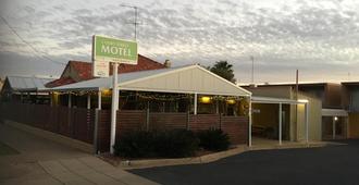 Court Street Motel - Parkes