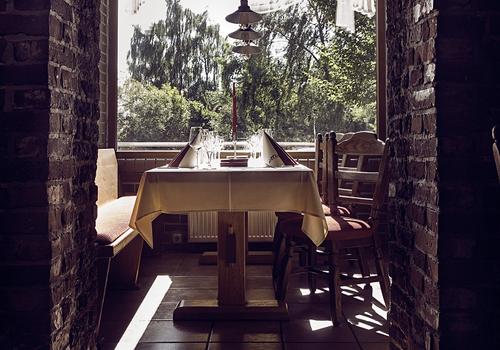 Altes Eishaus Hotel Restaurant Ab 69 Hotels In Giessen Kayak