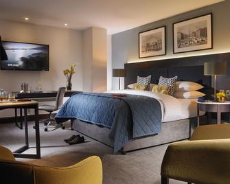 Temple Bar Hotel - Dublin - Bedroom