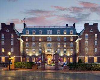 Hotel Viking - Newport - Building