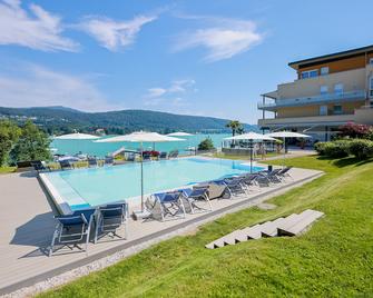 Seehotel Süd by S4Y - Velden am Wörthersee - בריכה