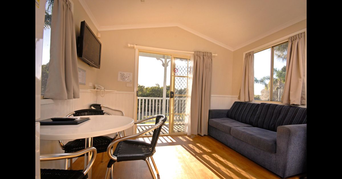Barrack Point Holidays in Shellharbour, Australia from $114: Deals ...