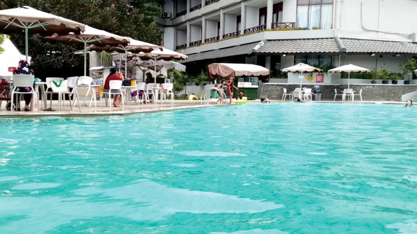 Tirtagangga Hot Spring Resort