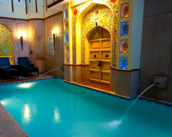 Umaid Mahal - A Heritage Style Boutique Hotel - Jaipur - Pool