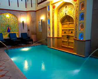 Umaid Mahal - A Heritage Style Boutique Hotel - ג'איפור - בריכה