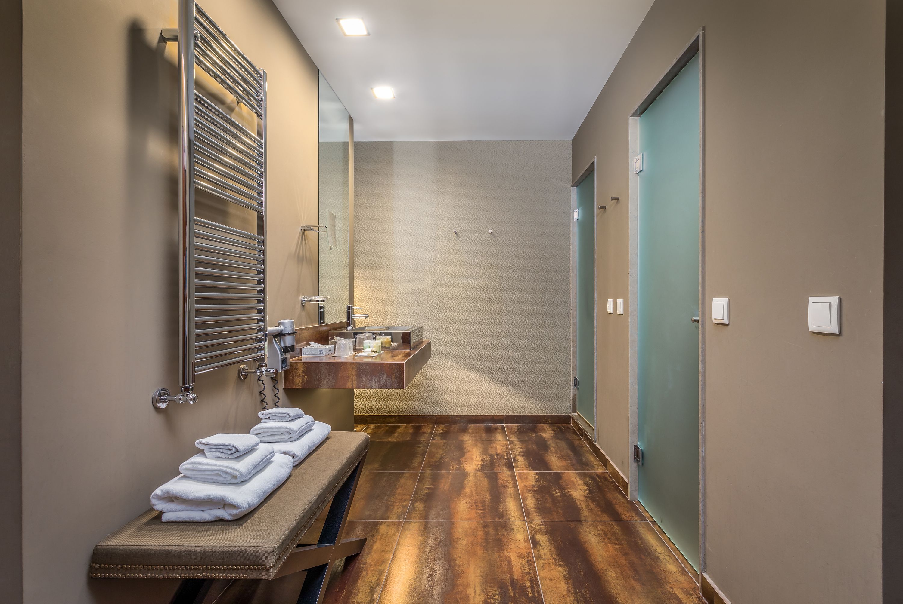 Vista Banheiro do null localizado em null. Imagem fornecida por Informações Oficiais do Hotel