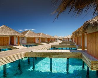 Kudafushi Resort and Spa - Meedhupparu - Building