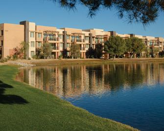 Marriott's Shadow Ridge II- The Enclaves - Palm Desert - Building